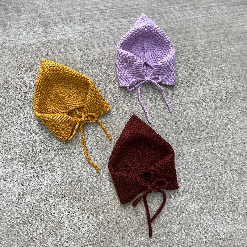 Seed Stitch Bonnets